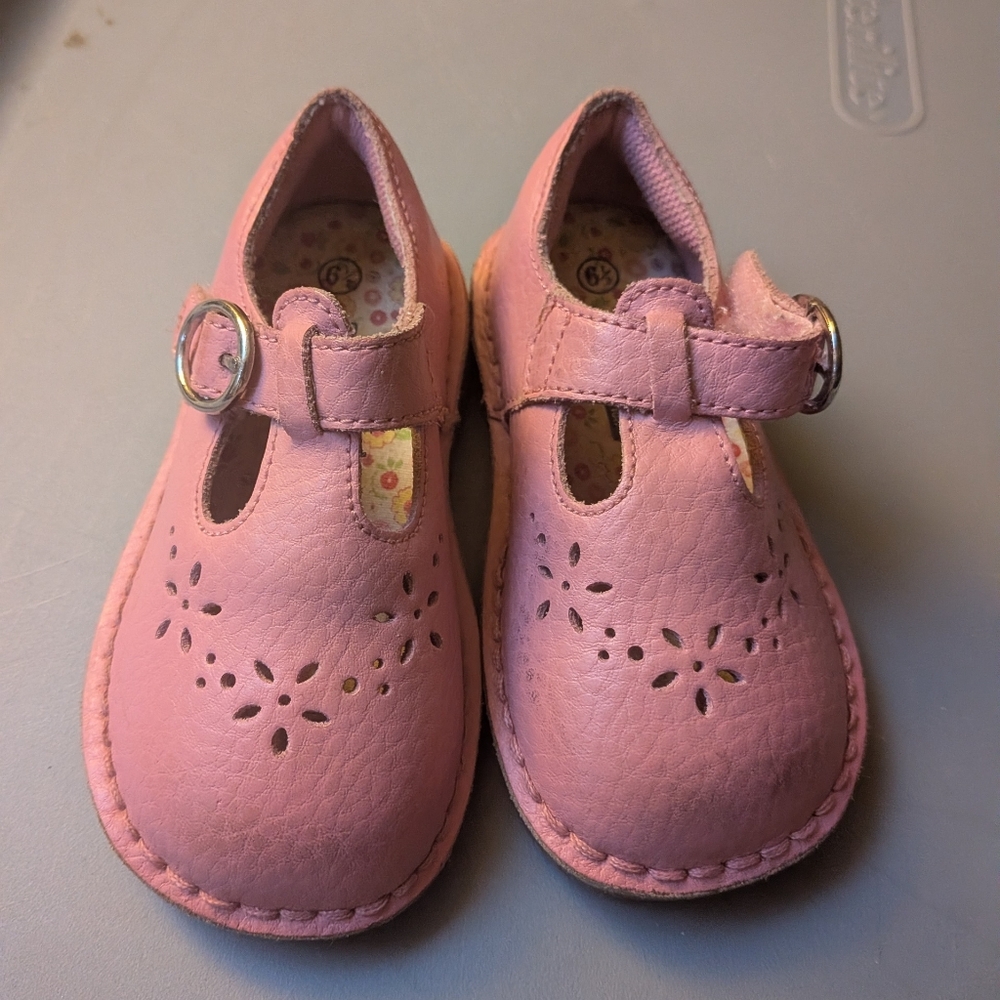 Smart Fit Pink Eyelet Mary Jane's Toddler 6.5